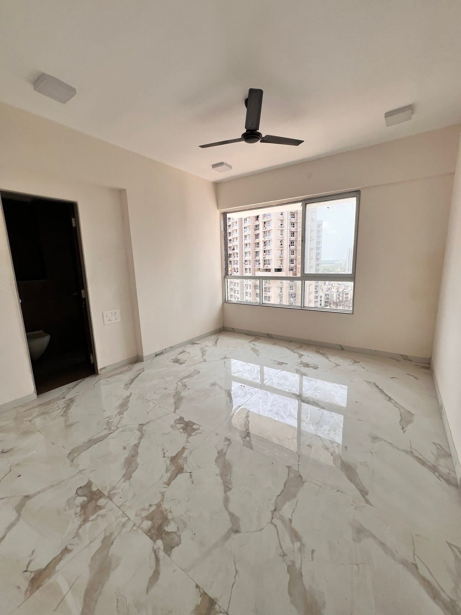 AVAILABLE 3 BHK FLAT FOR RENT RS.65K IN DOTOM, MALAD WEST, NEAR JANKALYAN NAGAR, OPP. BILLABONG SCHOOL - Image 1