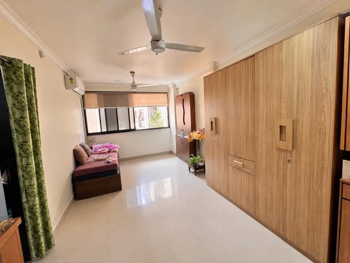1 RK Well Renovated, Spacious Flat for Sale of Rs.58 Lacs at Kandivali West,Opp. Ekta Nagar, Near Atharva College