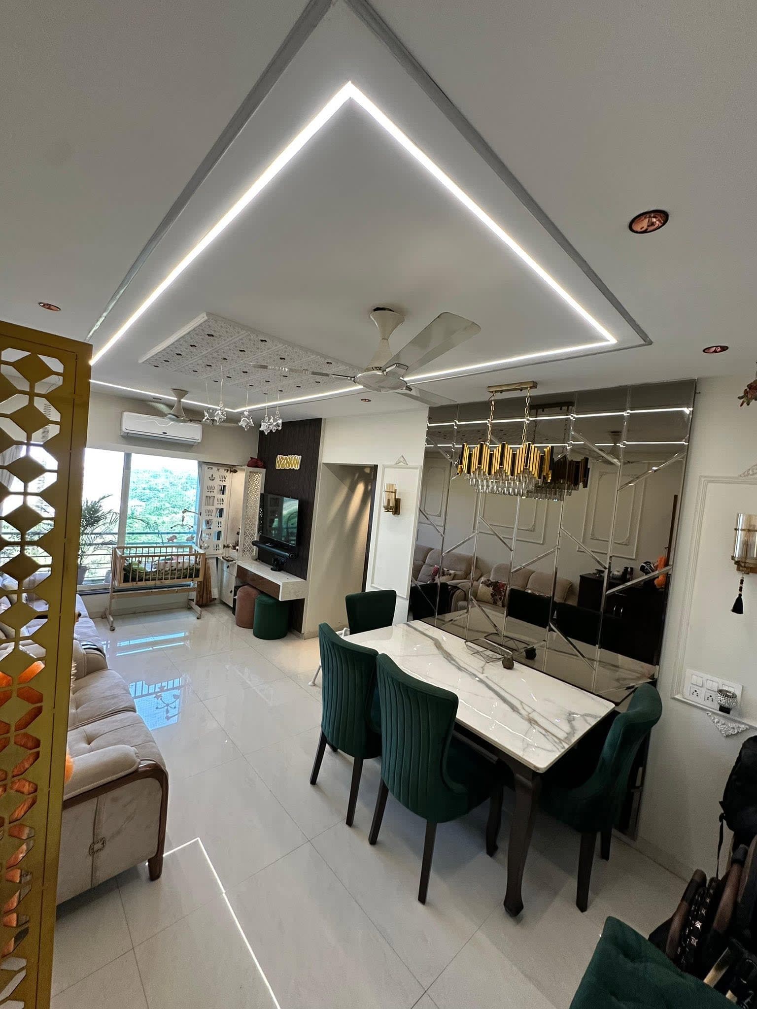 Stylish, Spacious, Well Renovated 2 BHK Flat for Sale of Rs.1.7 Cr. at Marina Enclave, Jankalyan Nagar Malad West - Image 1